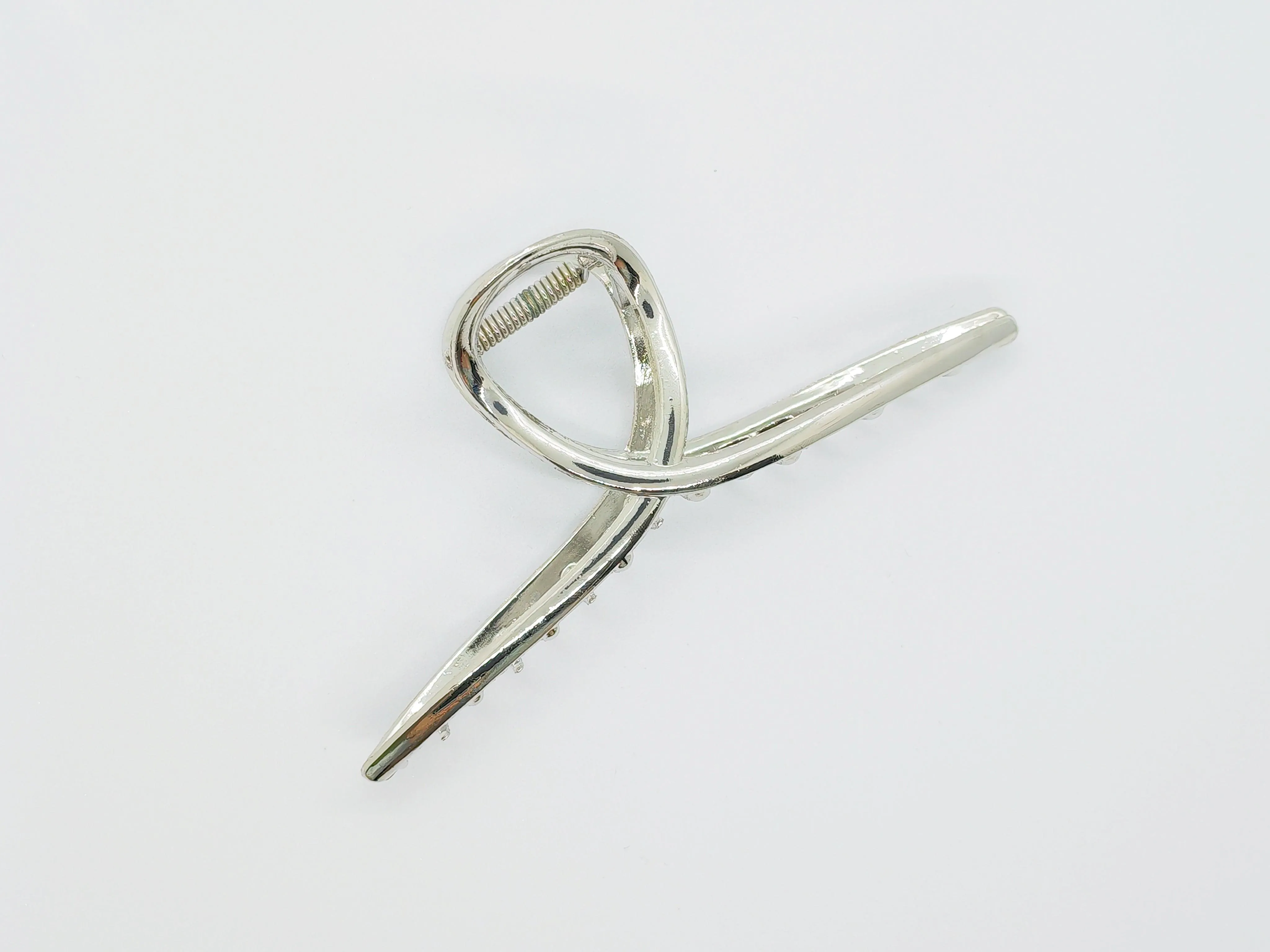 Elegant Twisted Alloy Hair Claw Clip