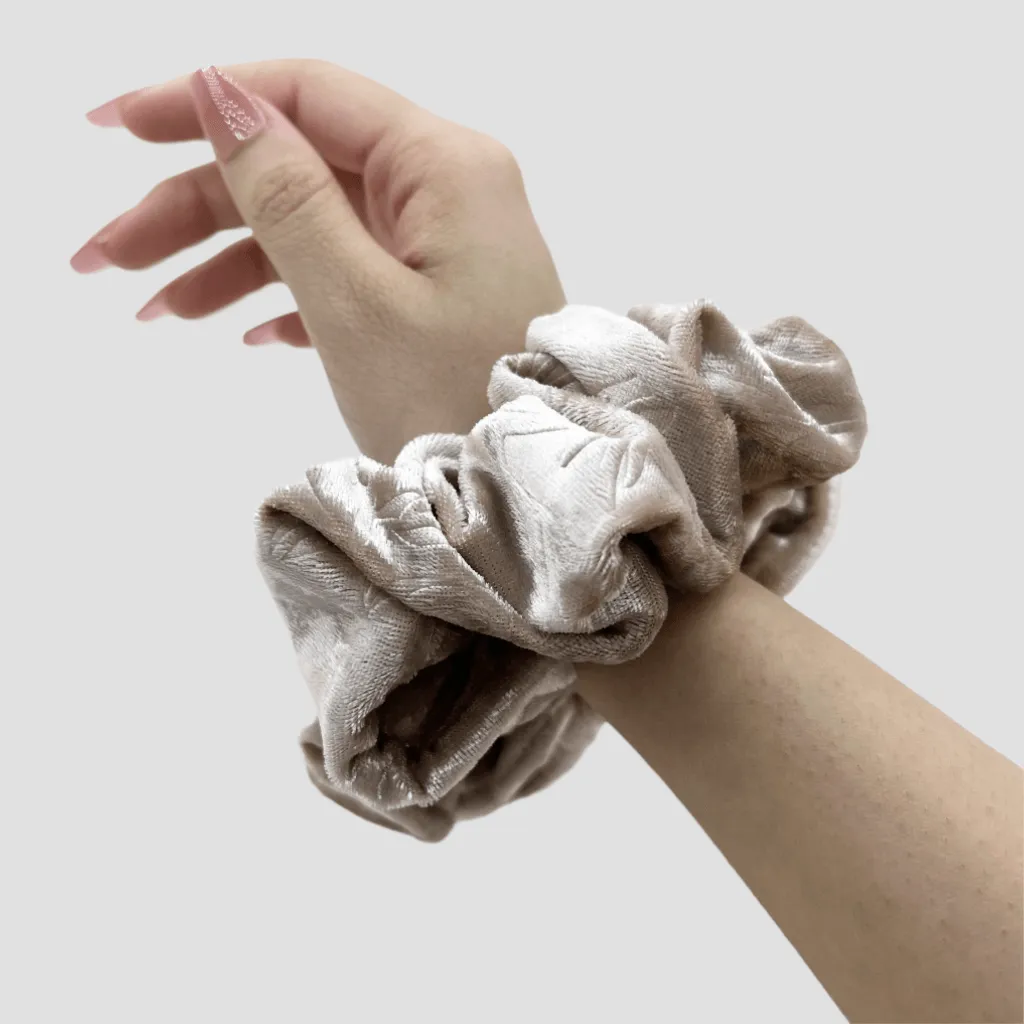 French Vanilla Velvet Scrunchie - Sage Green Mini Perfume Spray Btl.