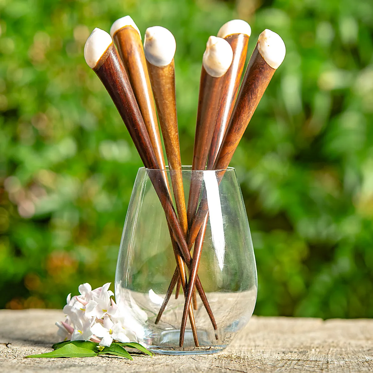 Round Shell Wooden Hair Stick