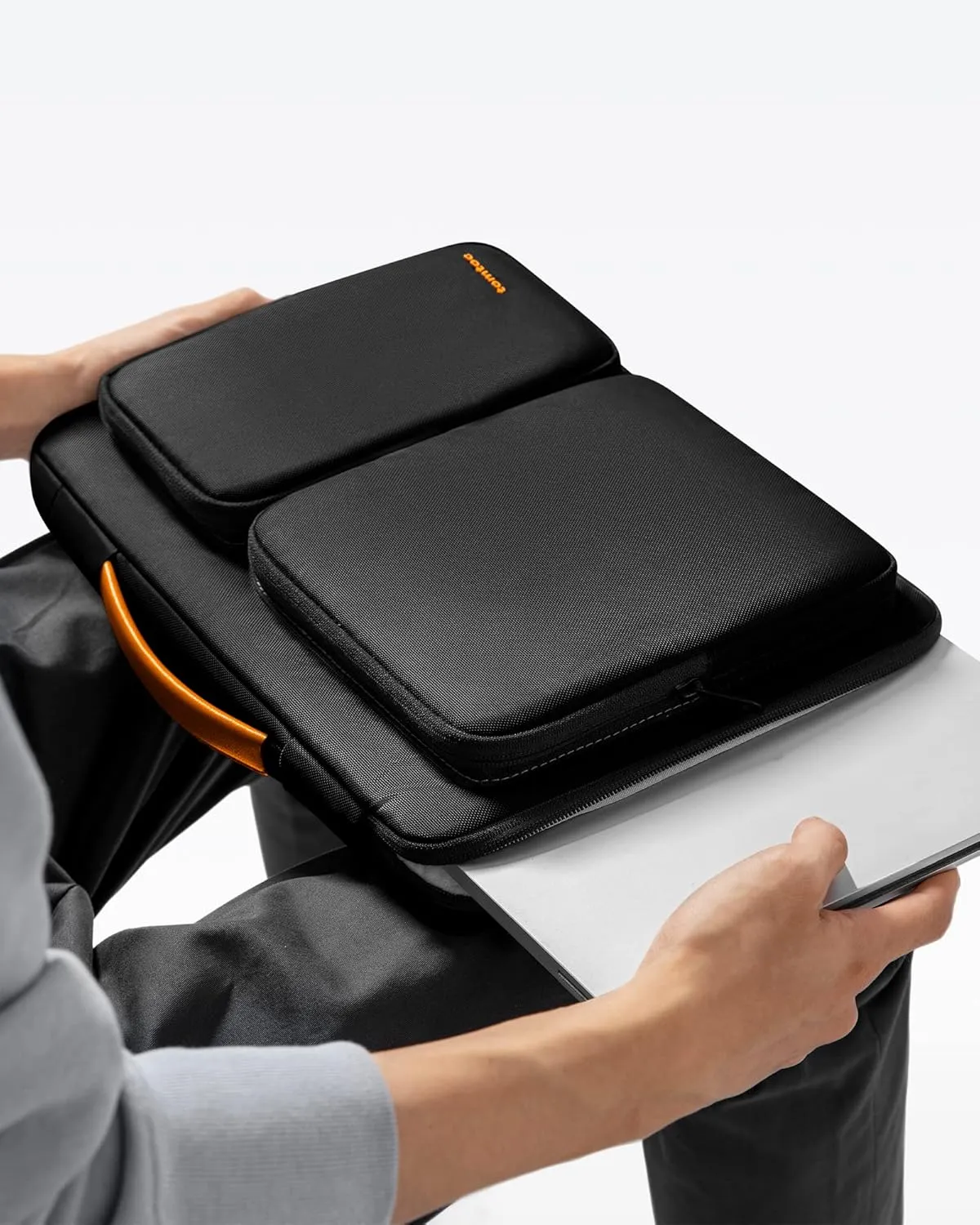 tomtoc 360 Protective Laptop Case for 16-inch MacBook Pro M4/M3/M2/M1 2024-2019, Water-Resistant Laptop Sleeve Bag for Dell XPS 16 Plus, The New Razer Blade 16